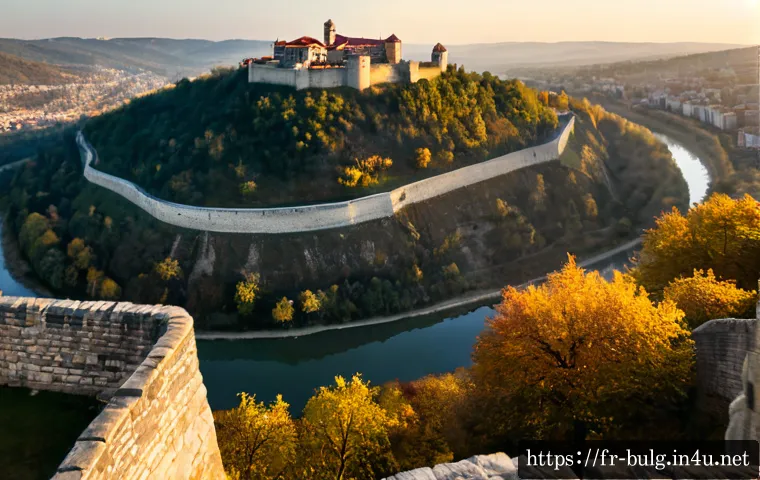 불가리아 주요 역사적 사건 - Photorealistic panoramic view of the medieval Tsarevets Fortress in Veliko Tarnovo, Bulgaria, stone ...